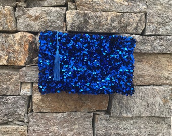 Petite pochette de cérémonie, bleu roi en sequins