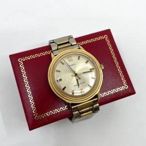 1970’s Timex automatic water resistant 2606002475 - vintage Timex watch - Timex  gold and black dial watch - functional