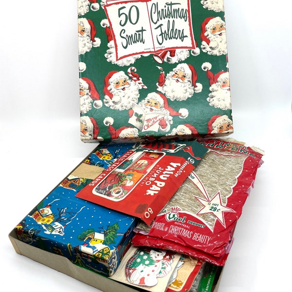 Lot de décorations, emballages et étiquettes de Noël des années 1960 dans leur emballage d'origine