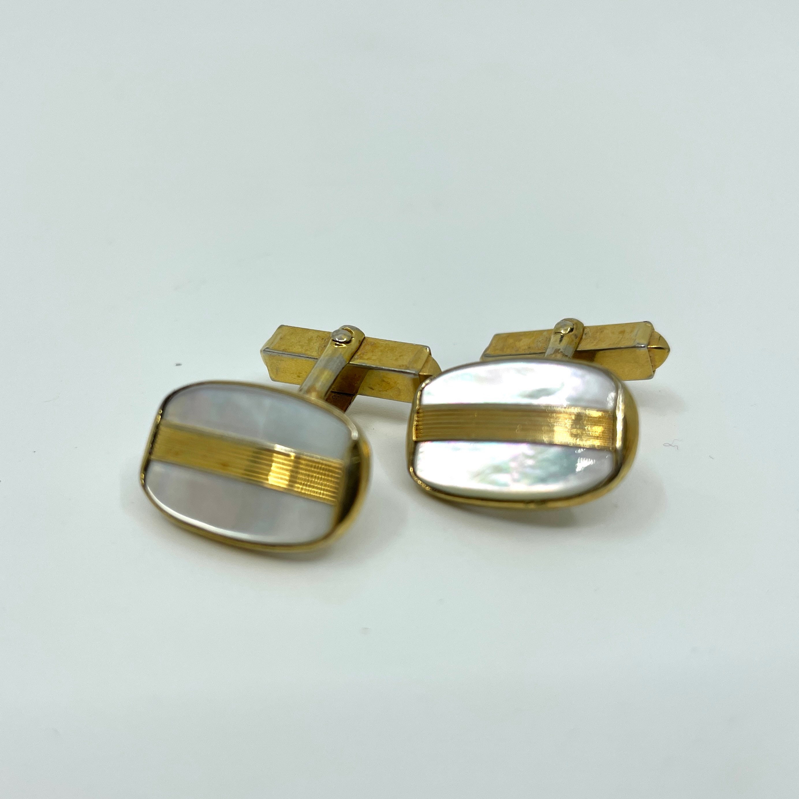 Boutons de manchette vintage avec nacre