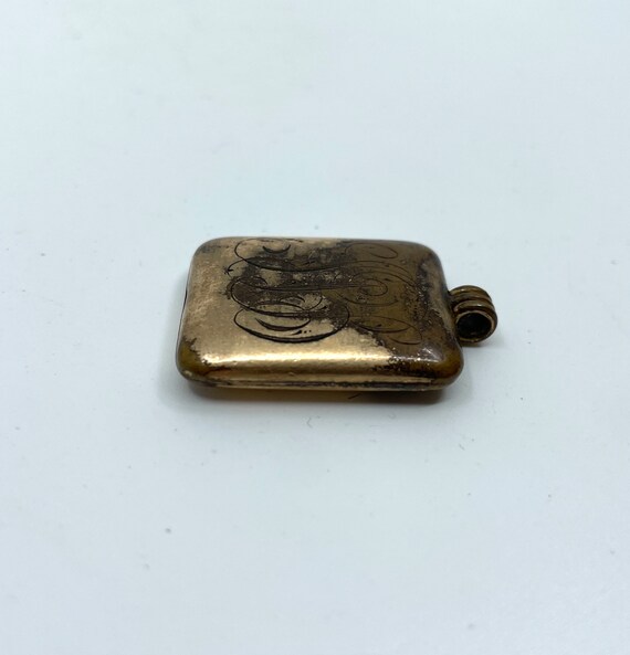 Victorian brass locket - engraved - rectangular - image 3