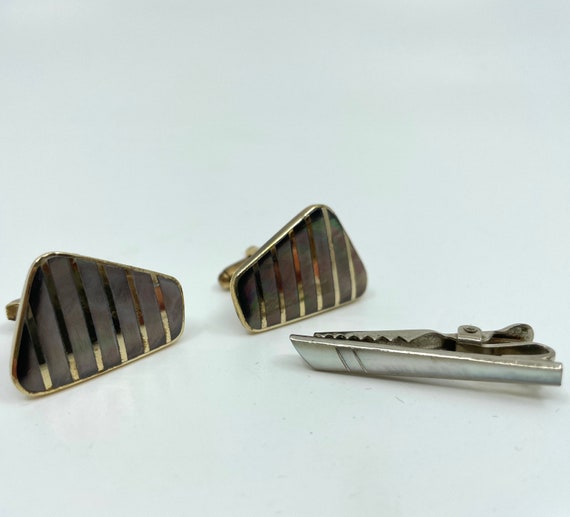 Lot De Boutons De Manchette Et épingle Cravate En Laiton Vintage - Doré, Métal - Marque Murat Et Autres