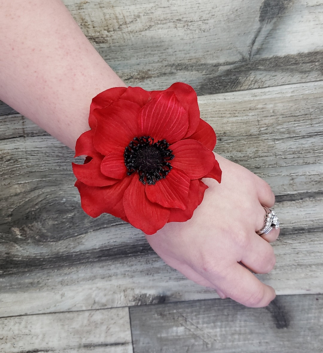 【AAKE】CORSAGE MINI OPS Prom Wrist Corsage and Pocket Boutonniere Set in Owings Mils