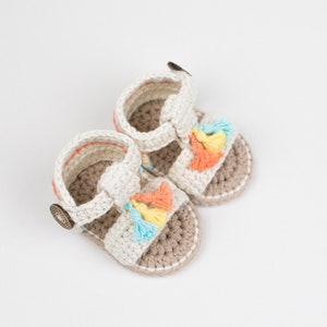 CROCHET PATTERN Crochet Baby Booties Sandals Boho Girl Baby Shoes PDF image 5