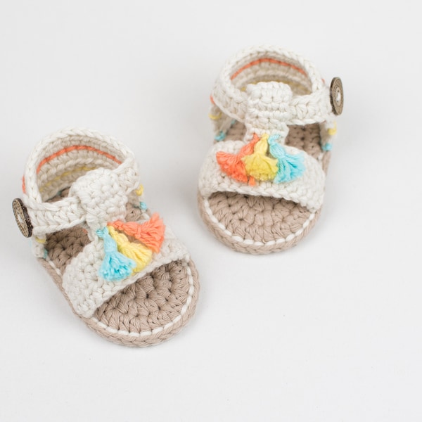 CROCHET PATTERN - Crochet Baby Booties Sandals Boho Girl - Baby Shoes - PDF