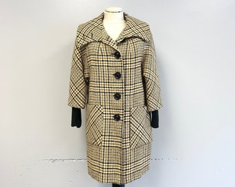 Vintage 1960's Wool Houndstooth Coat