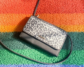 Vintage 1990's Nine West Leopard Print Crossbody Wallet