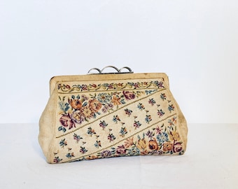 Vintage 1960's Embroidered Cloth Clutch Handbag