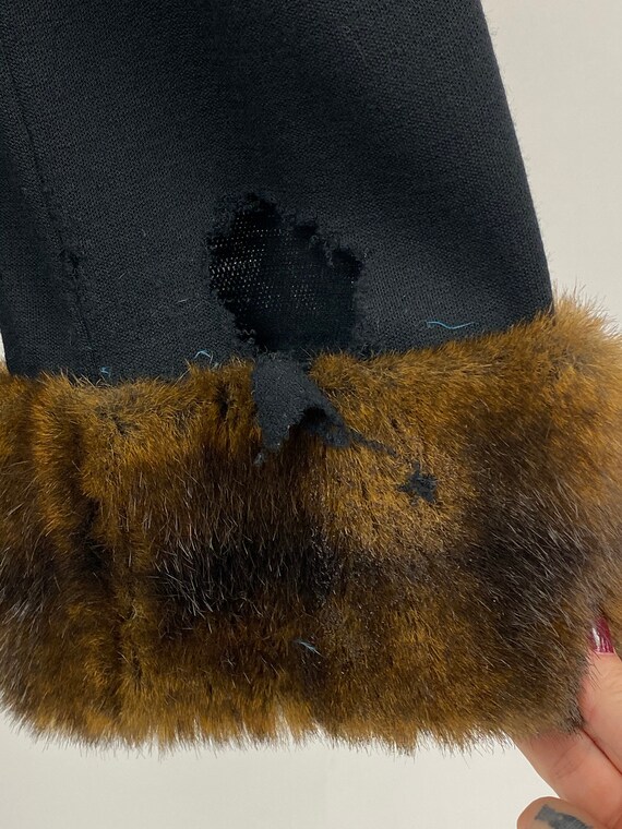 Vintage 1980's Tunic With Faux Fur Cuffs - image 9