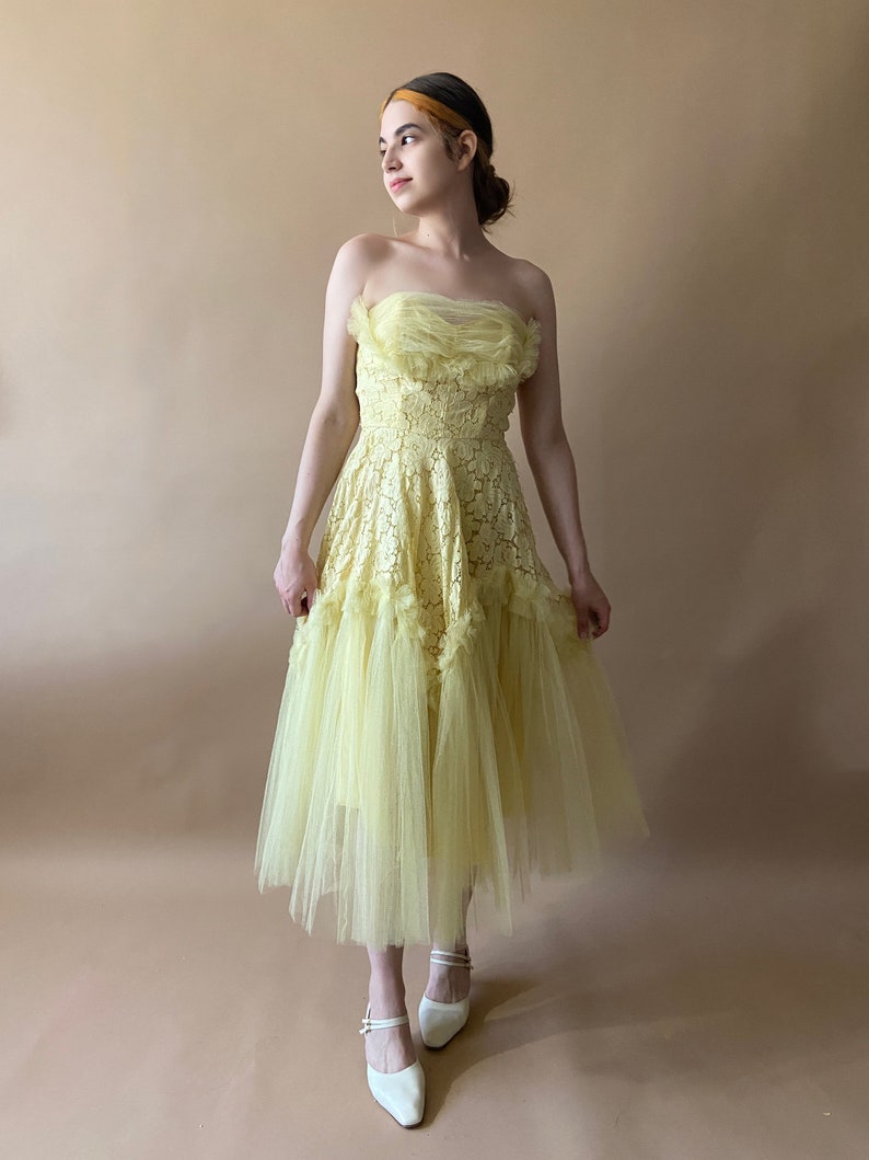 Vintage 1950's/1960's Yellow Lace Dress image 3