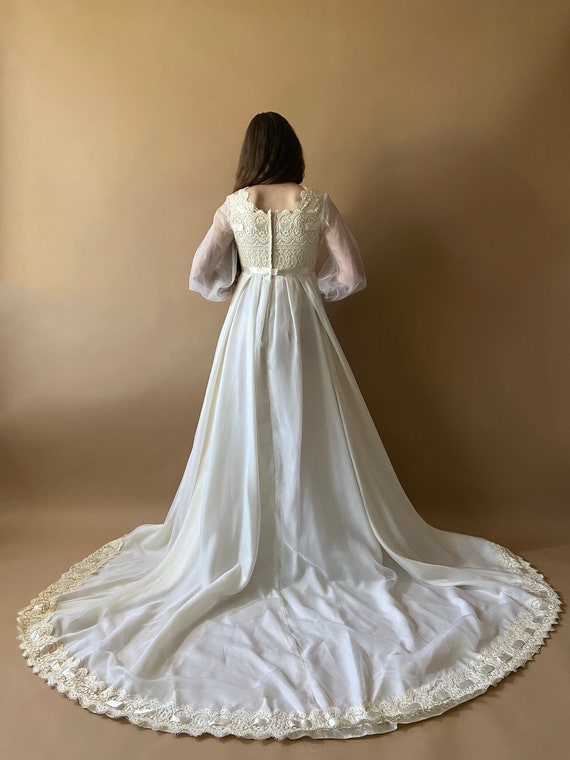 Vintage 1970's Wedding Dress with Ribbon Detail - image 3