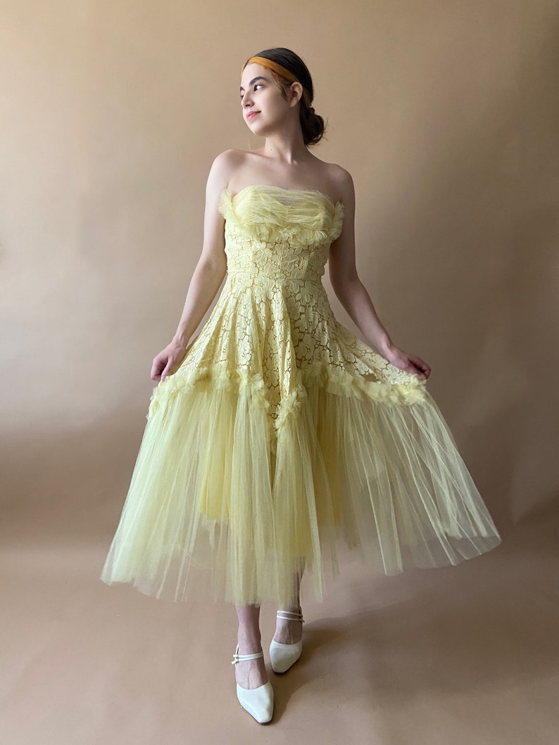 Vintage 1950's/1960's Yellow Lace Dress image 1