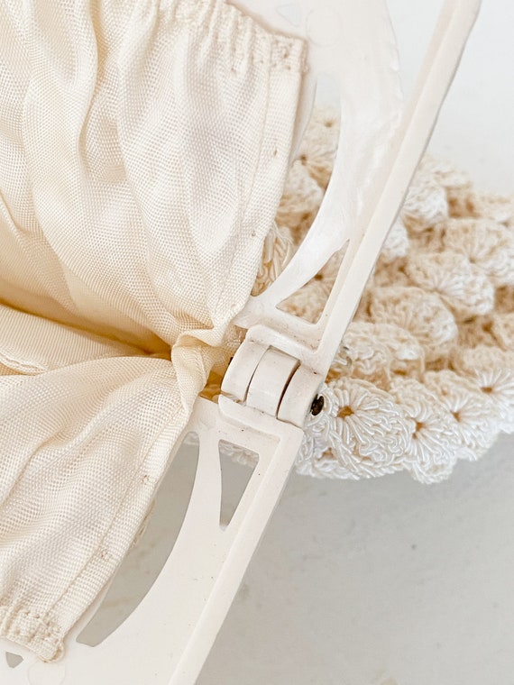 Vintage 1950's/60's Ivory Crochet Handbag - image 9