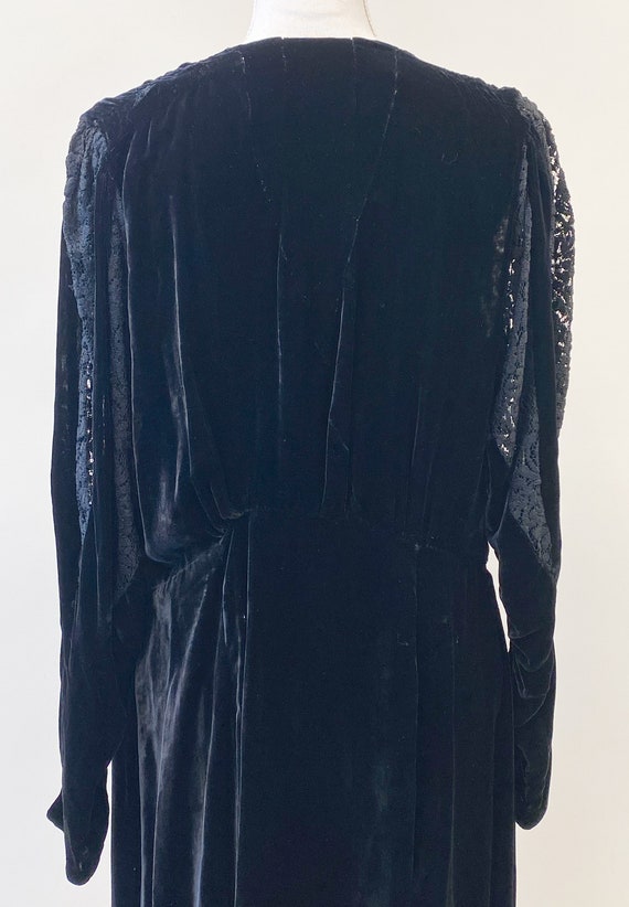 Vintage 1930's Black Velvet Drop Waist Dress with… - image 8