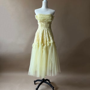 Vintage 1950's/1960's Yellow Lace Dress image 5