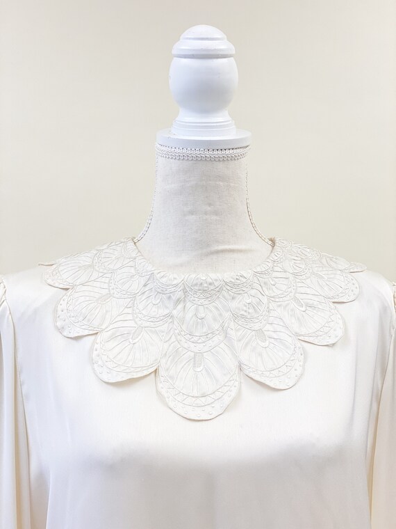 Vintage 1980's Lloyd Williams Ivory Blouse with H… - image 4