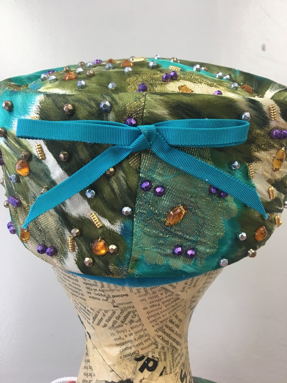 Vintage 1960's Embellished Pillbox Hat - image 4