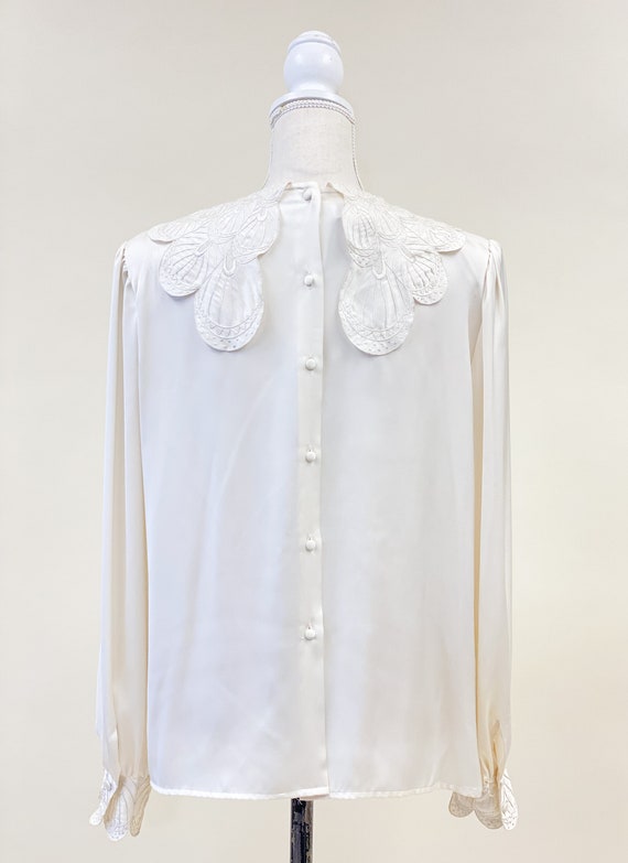 Vintage 1980's Lloyd Williams Ivory Blouse with H… - image 3