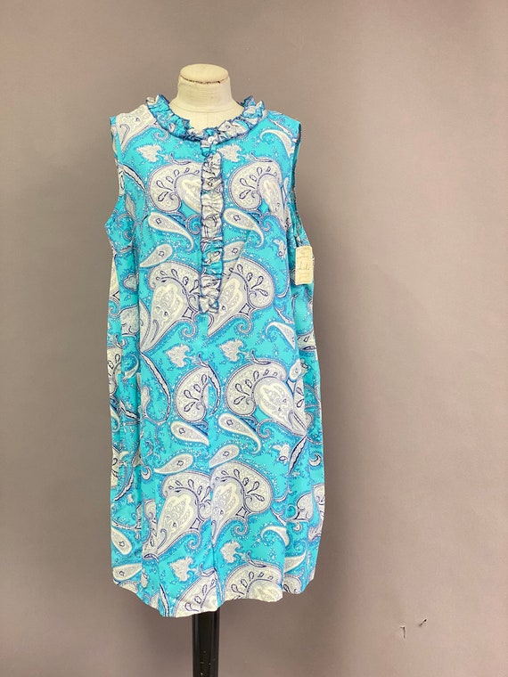 Vintage 1960's Mumu Blue Paisley Print Shift Dress - image 2