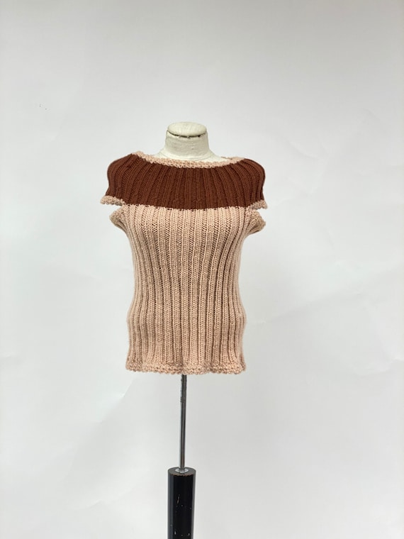 Vintage 1960's Hand Knit Sleeveless Sweater