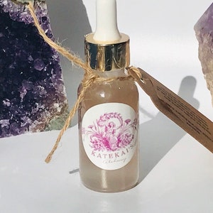 Self-love flower and gem essence combinations, sacral chakra and heart chakra, rose quartz, watermelon tourmaline essence