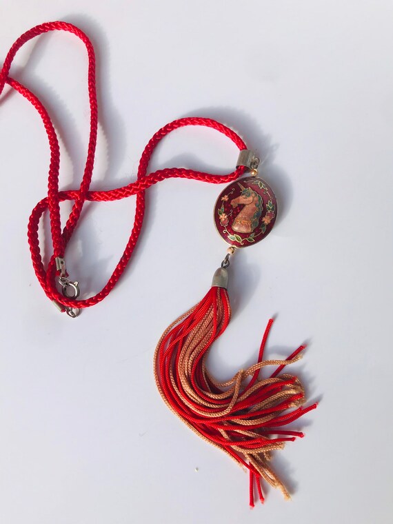 Collier Vintage Pendentif Licorne Rouge Cloisonné - Sans Marque - Bon état