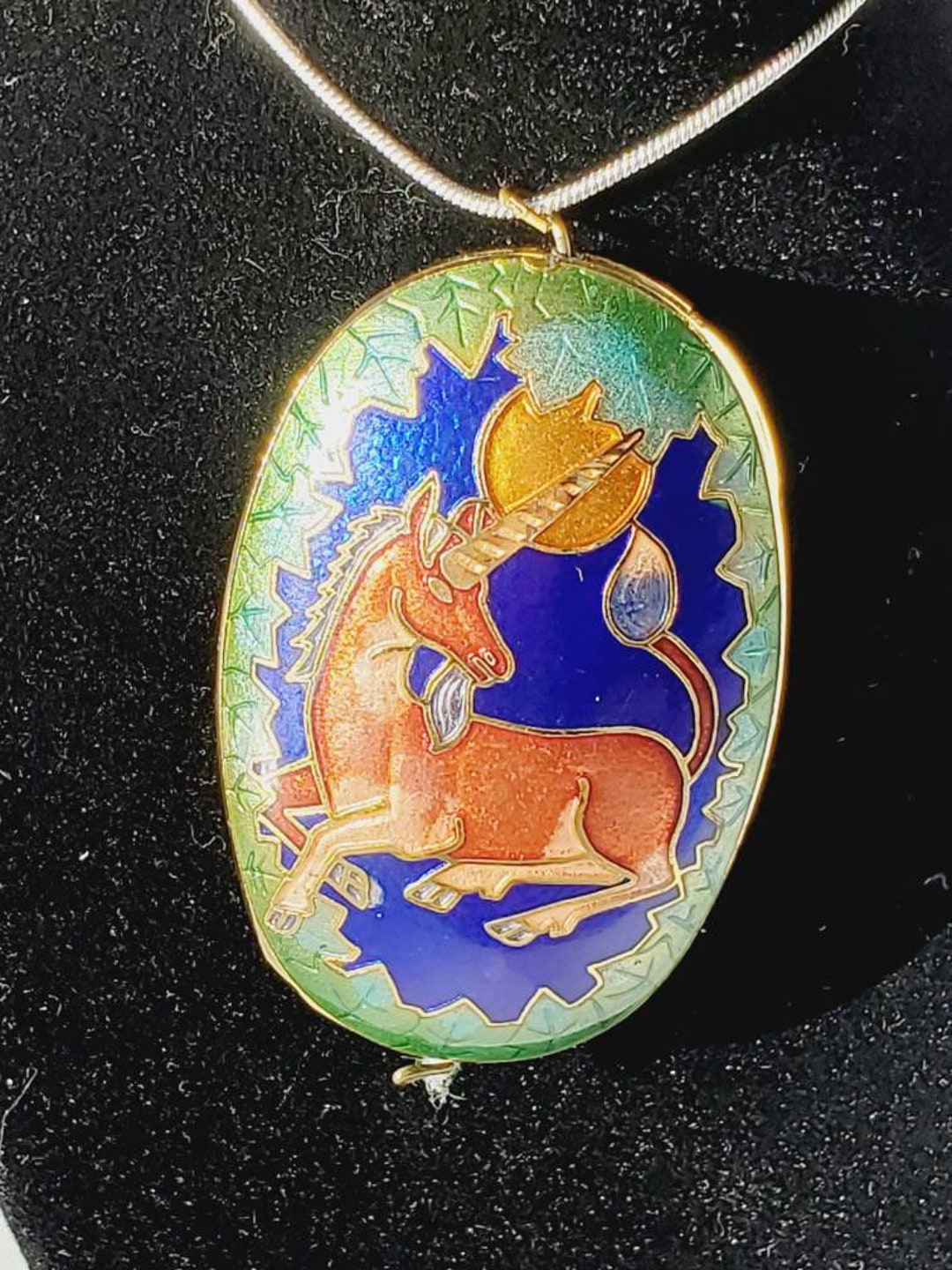 Collier Vintage Pendentif Licorne Cloisonné - Occasion, Multicolore