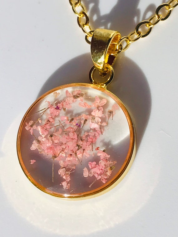Vintage real preserved flower necklace, preserved 