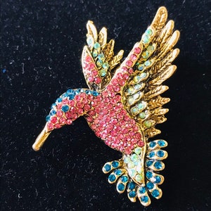 Vintage jeweled hummingbird brooch, hummingbird pin, hummingbird jewelry