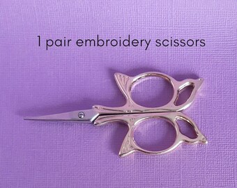 Embroidery scissors, gold tone, craft scissors, yarn snips, cross stitch scissors, vintage style butterfly shaped embroidery scissors