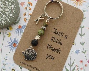 Regalos para amantes de la naturaleza, llavero de erizo, llavero difusor de piedras preciosas personalizado, regalo de agradecimiento con forma de erizo, ELIGE EL TEXTO