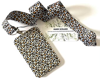 DUO Tracolla + porta carte/badge abbinato + porta carte. Tema stampa leopardata