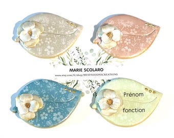 Insignia para enfermeras, cuidadores, trabajadores de cuidado infantil, etc. ... Elección de tema de hoja/flor perlada