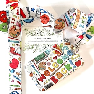 Tour de cou,  Cordon porte clefs, Lanière, Carte de bus, Pass Navigo + ou -  porte badge réf 114 .  Thème Ecole carte cantine Professeur