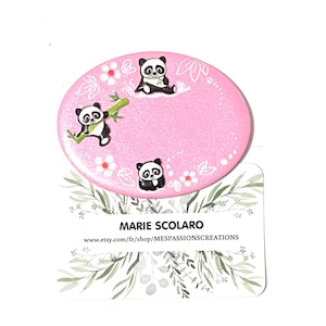 Badge pour auxiliaire de puériculture , Sage femme , Puéricultrice, Thème  Pandas