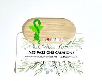 Badge Pharmacie pour  pharmacien Pharmacienne   couleur imitation bois