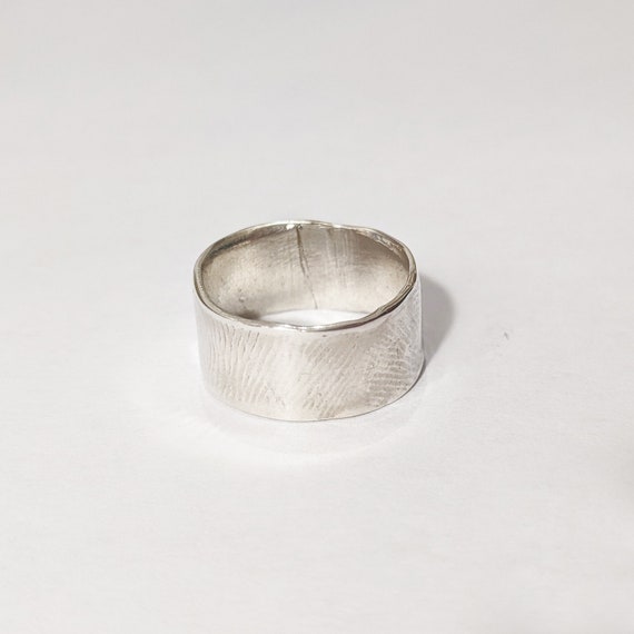 Anello Organic Minimal - fascia larga in argento 925 su misura o regolabile