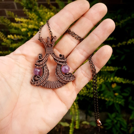 Beautiful Gemstone and copper wire pendant