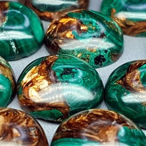 Cabochão de cobre bornita - redondo - 18 mm