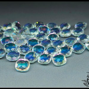 Glass crystal aura quartz 8 mm green & blue image 1