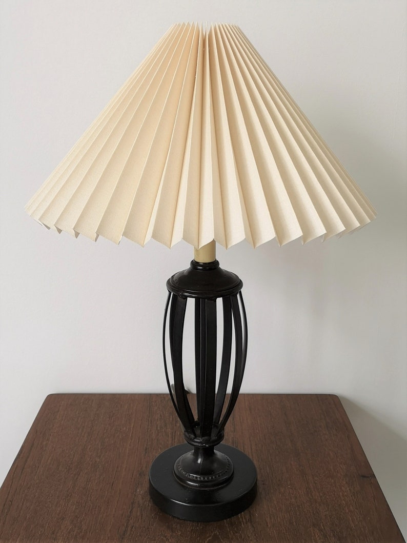 Clip on shade: Cream linen, pleated lampshade, available in two styles, for table lamps/wall lights. Danish designed. image 3