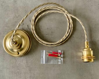 Raw Brass Grounded E27 Ceiling Pendant Kit: Pale Gold Twisted Cord, 240 v.
