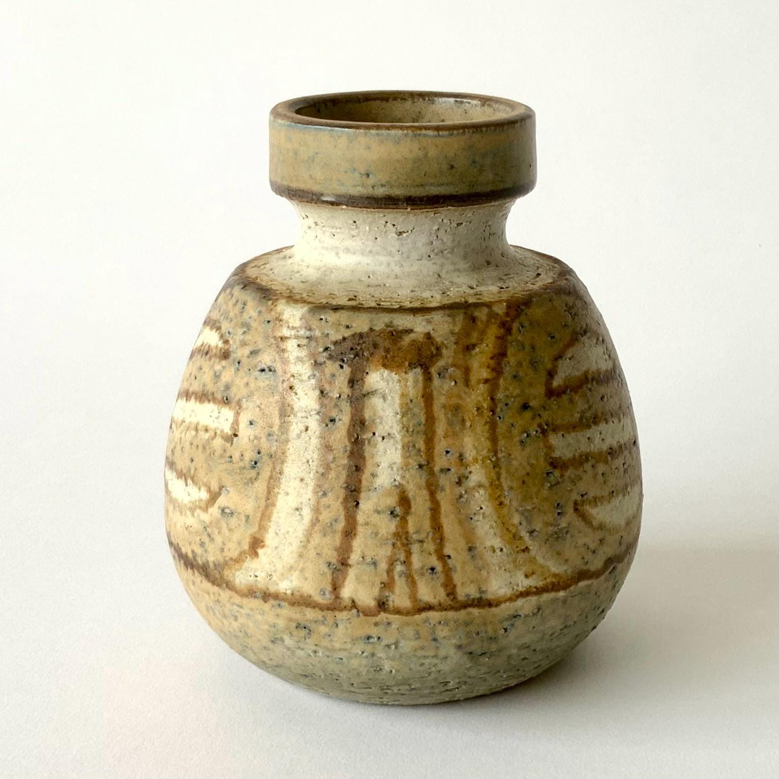 Noomi Backhausen Stoneware Vase. Soholm - Erika Series. - Etsy Denmark