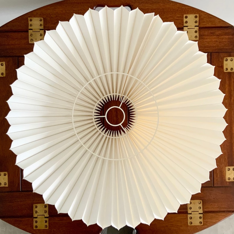 Hanging shade: Cream linen MEDIUM EASTERN style pleated pendant / hanging shade, available in several sizes. Danish design. image 4