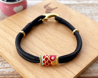 Black Leather bracelet with a Koi carp charm, 1pc charm plated matte gold, a hole bead, suitable for women and children