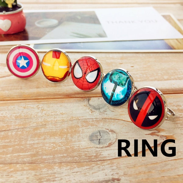 Bague de super-héros, bague de super-héros, bague Avengers Singnet - Bague de couleur en acier plaqué avec image de super-héros