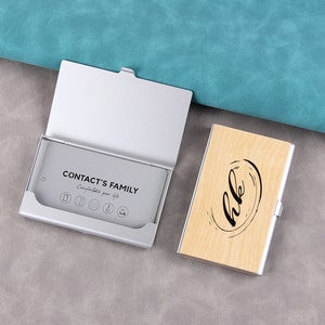Porte-cartes de visite en bois de noyer gravé au laser, étui pour cartes de visite en bois personnalisé, étui en bois personnalisé avec logo, initiales du nom