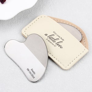 Personalized Guasha Scraping Massage Tool With Names, Facial Massager Guasha Board for Neck and Face Special Gifts for Grandparents Parents