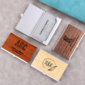 Estuche para tarjetas de presentación con personalización, billetera PREMIUM con grabado de iniciales, estuche para tarjetas de crédito de MADERA, regalo para hombres, regalo para amigos, regalo para empleados