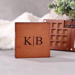 Paleta de acuarela de madera personalizada, paleta de pintura portátil con nombre personalizado, minicaja de pinturas, set de acuarela de viaje para artistas, regalo de artesanía